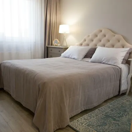 Luxres #1 * Brasov