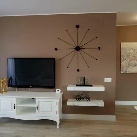 Luxres #1 Apartment *
